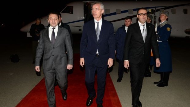 NATO-nun baş katibi Bakıya gəldi - FOTO