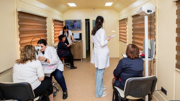 Bakı Dəmiryol Vağzalında dəmiryolçular üçün göz müayinəsi aksiyası təşkil edilib - FOTO