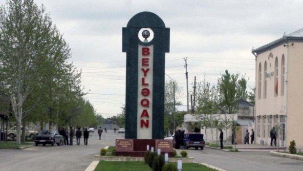 Beyləqan sakini tapdığı silahları polisə təhvil verdi – FOTO 