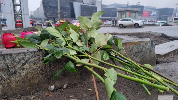 Hücumun baş verdiyi “Krokus siti holl”-da SON DURUM – FOTO/VİDEO 