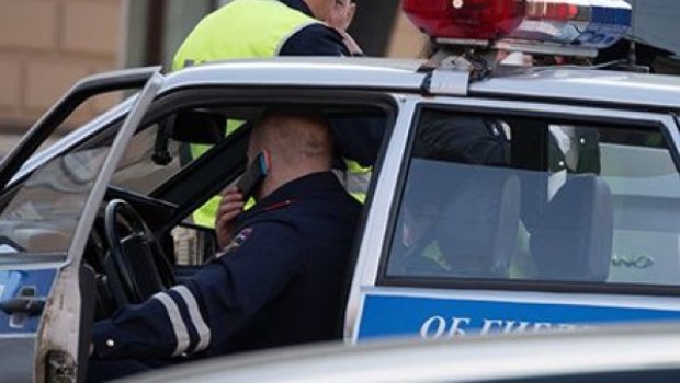 Sankt-Peterburqda ticarət mərkəzində bomba xəbərdarlığı: İnsanlar təxliyə edildi - VİDEO