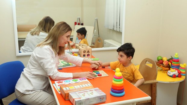 Əlilliyi olan 4700-dən çox uşağa reabilitasiya xidmətləri GÖSTƏRİLİB 