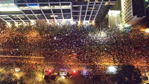 İsraildə hökumət əleyhinə etirazlar KEÇİRİLİR - VİDEO