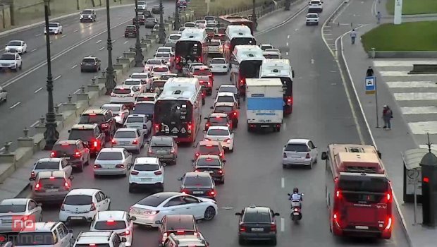 Marşrut xətlərinin sayı AZALACAQ – Bəs TIXACLAR?
