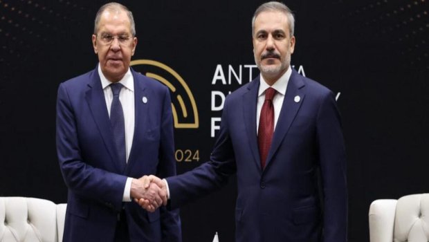Hakan Fidan Lavrovla Qara dənizdə naviqasiya təhlükəsizliyini MÜZAKİRƏ EDİB