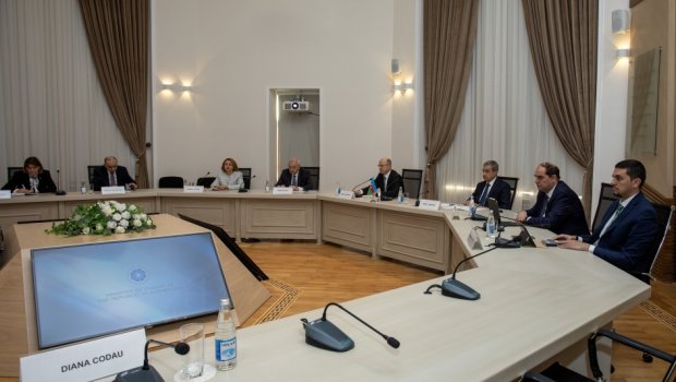 Rumıniya ilə “yaşıl enerji dəhlizi” layihəsi müzakirə edilib - FOTO