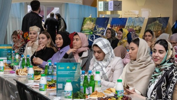 Leyla Əliyevanın təşəbbüsü ilə Moskvada iftar süfrəsi açılıb – FOTO  