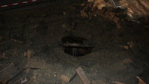 Bakıda kanalizasiyada partlayış - 1 ölü var
