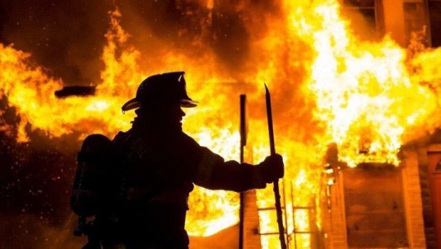 Ankaranın sənaye sahəsində güclü yanğın olub - VİDEO