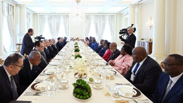 İlham Əliyevin adından Konqo Prezidentinin şərəfinə rəsmi nahar verildi - VİDEO