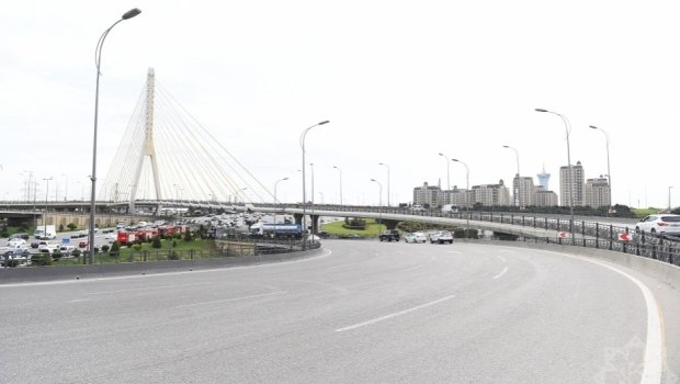 NİİM: Heydər Əliyev prospektində qəza səbəbindən bağlanan yol açılıb