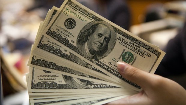 “Dollar ucuzlaşacaq” – MÜHÜM AÇIQLAMA