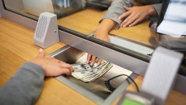 Rusiyadan Azərbaycana pul köçürmələri kəskin AZALIB 