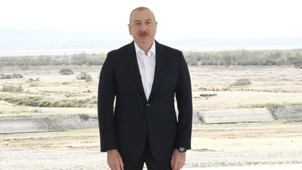 İlham Əliyev son illər Azərbaycanda həyata keçirilən infrastruktur layihələrindən danışdı - VİDEO
