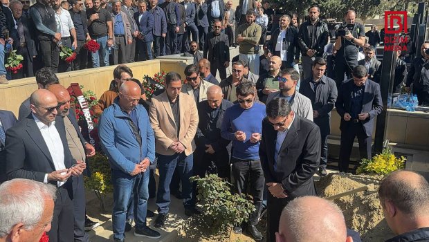 Hadi Rəcəblinin oğulları atalarının məzarı BAŞINDA – FOTO/VİDEO 
