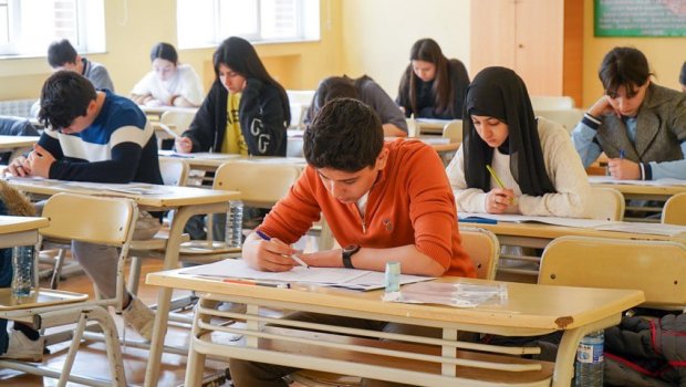 İmtahanda rekord sayda MAKSİMUM NƏTİCƏ – Suallar daha asan idi, yoxsa...