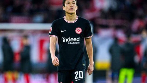 Bundesliqanın ən yaşlı futbolçusu karyerasını başa vurur