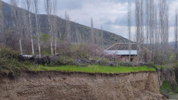 İsmayıllının Kürdmaşı kəndində sürüşmə təhlükəsi var - FOTO