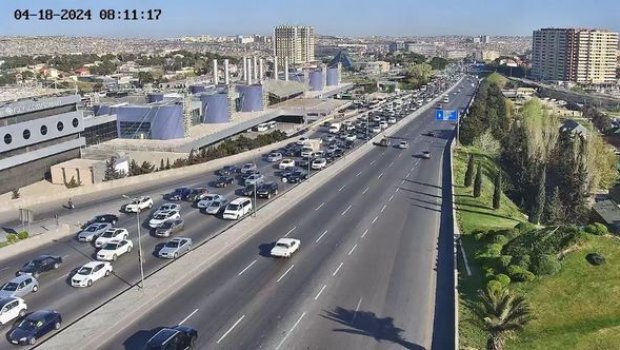 Bakının bir sıra küçələrində sıxlıq var - SİYAHI + FOTO