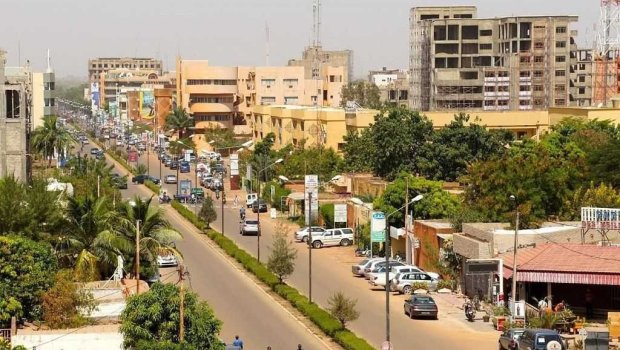 Burkina Faso üç fransız diplomatı ölkədən QOVDU