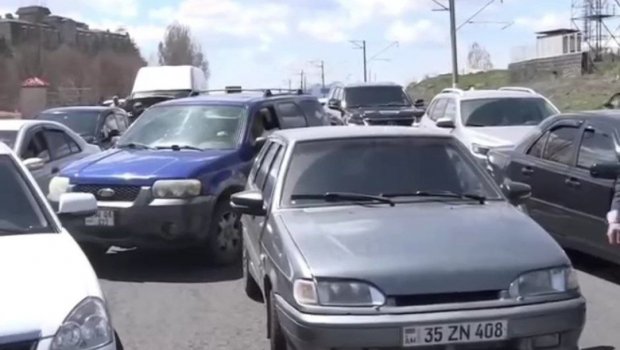 İrəvan-Göyçə yolu da bağlandı - VİDEO
