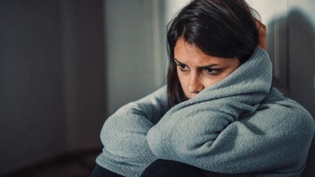 Ölümə belə yol açan BƏLA – Gizli depressiyaya düçar olduğumuzu necə ANLAYA BİLƏRİK?