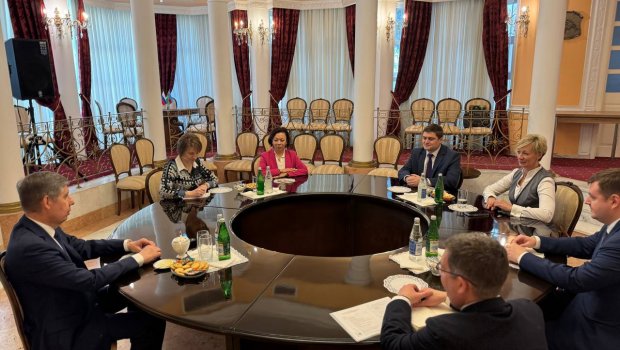 Rusiyalı səfir Başqırdıstanın baş nazir müavini ilə regionlararası əməkdaşlığı müzakirə edib - FOTO