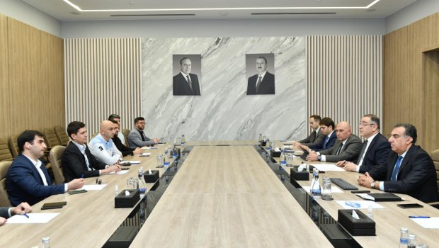Rəqəmsal radio texnologiyasının avtomobillərdə tətbiqi müzakirə olunub
