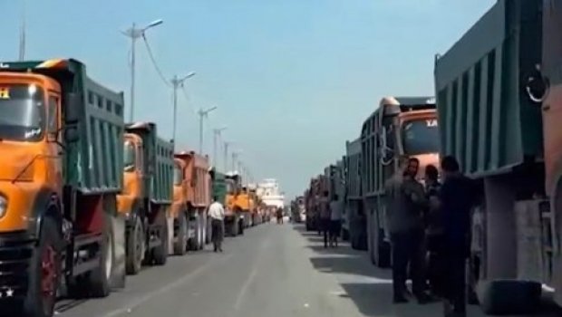 İranda yük avtomobili sahibləri ETİRAZLARA BAŞLADILAR - VİDEO 