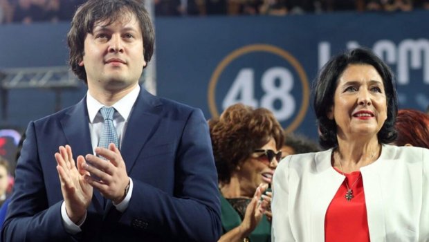 Gürcüstanın baş naziri ilə ölkə prezidenti arasında QALMAQAL 