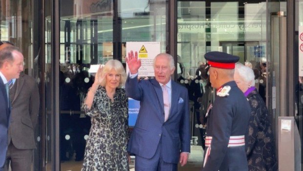 Kral Çarlz xərçəng açıqlamasından sonra ilk dəfə ictimaiyyətə göründü - FOTO/VİDEO