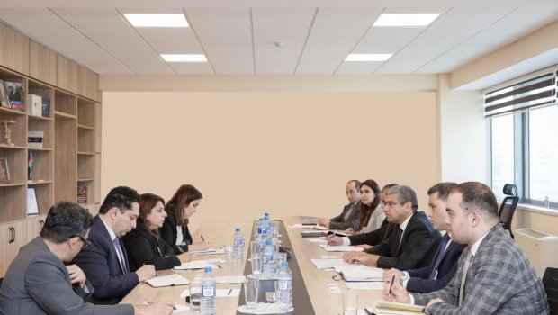 Asiya İnkişaf Bankının nümayəndələri Azərbaycanın aktiv məşğulluq proqramları barədə MƏLUMATLANDIRILIB