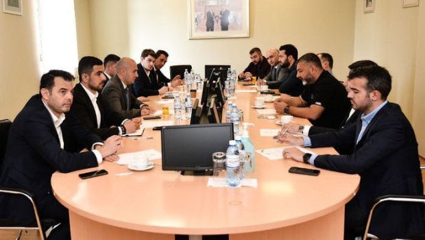 Klublar Komitəsinin iclasında hansı məsələlər müzakirə olunub?