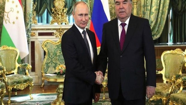 Putin Tacikistan prezidenti ilə terrorizmə qarşı mübarizəni MÜZAKİRƏ EDİB