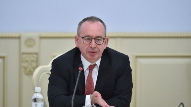 Yevgeni Jukov: “Azərbaycan və Ermənistan arasında sülh iqtisadi dəhlizlərin açılmasına kömək edəcək”