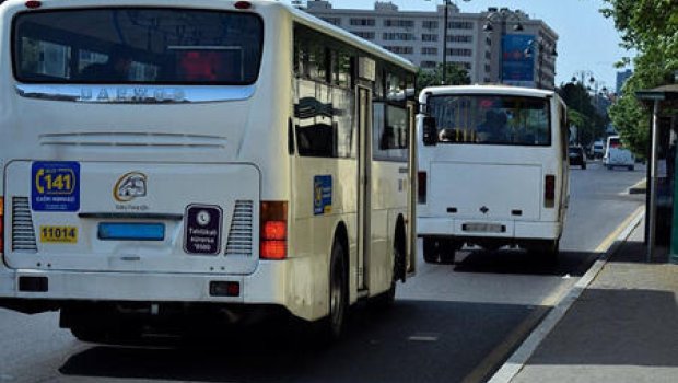Saray qəsəbəsində avtobus problemi yaşanır - VİDEO
