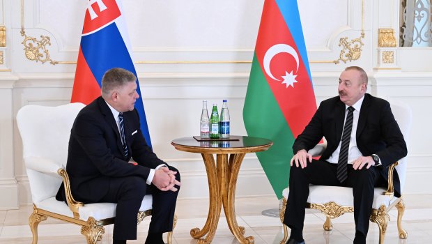 İlham Əliyevin Slovakiyanın Baş naziri ilə təkbətək görüşü keçirildi – FOTO/VİDEO