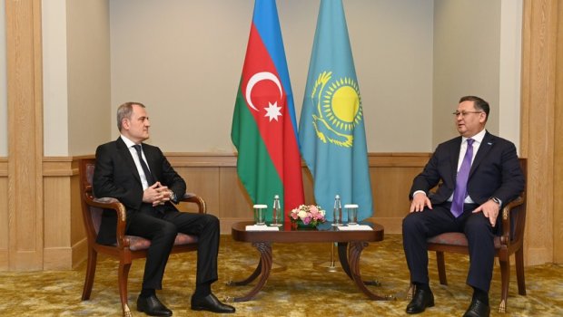 Ceyhun Bayramov qazaxıstanlı həmkarı ilə görüşdü – YENİLƏNİB/FOTO  