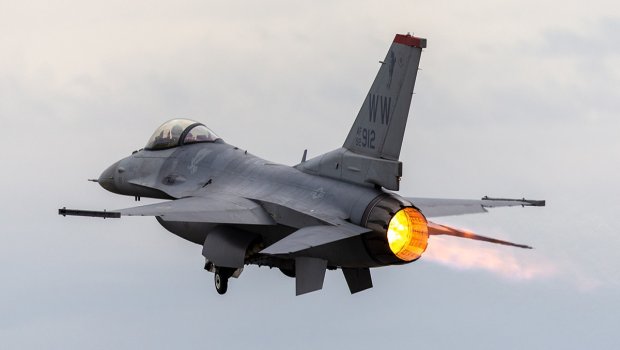 Ukrayna ilk F-16-ları yayda ALACAQ