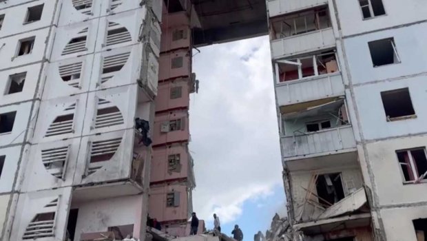 Ukrayna Belqorod şəhərinə zərbə endirdi: 4 ölü, 21 yaralı var - VİDEO