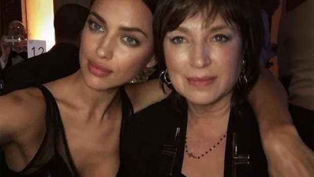 İrina Şeyk anası ilə uşaqlıq fotosunu paylaşdı - FOTO