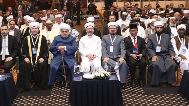 İstanbulda Dünya İslam Alimlərinin Məşvərət Toplantısı işə başlayıb