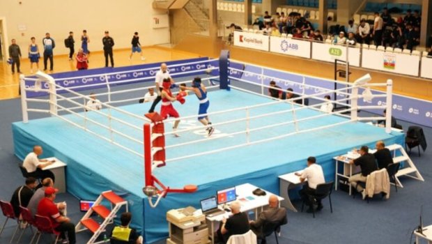 10 boksçumuz beynəlxalq turnirə qələbə ilə başladı - FOTO