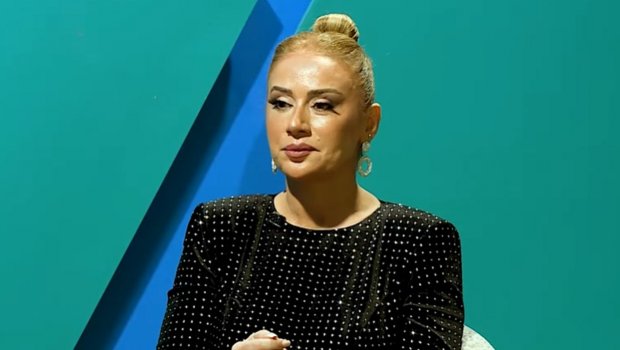 Roza Zərgərli: “Yazırlar ki, “qoca nənəsən, niyə soyunursan?”” – VİDEO 