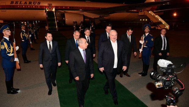 Lukaşenko Azərbaycana SƏFƏRƏ GƏLİB - FOTO