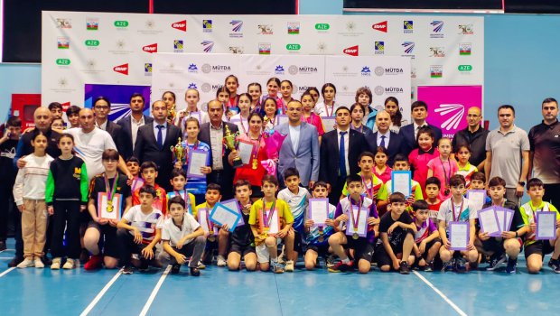 Məktəblilər arasında badminton üzrə yarış keçirildi – FOTO  
