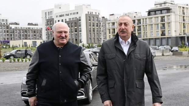 Prezident: “1993-cü ilə qədər bizdə 8 milyon insana bir milyon qaçqın və köçkün düşürdü”