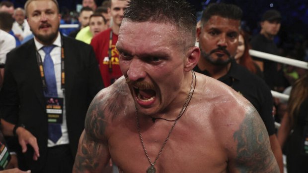 Ukraynalı boksçu Taysonu məğlub etdi - VİDEO