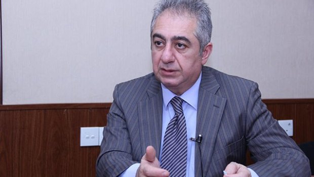 Qubad İbadoğlunun ayağına taxılan elektron qolbaq açıldı