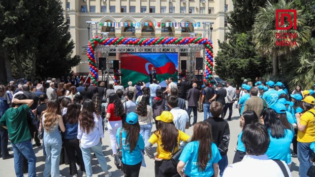 Bizim.Media-nın informasiya dəstəyilə III Türk Dünyası Ədəbiyyat və Kitab Festivalının AÇILIŞI olub – FOTO
